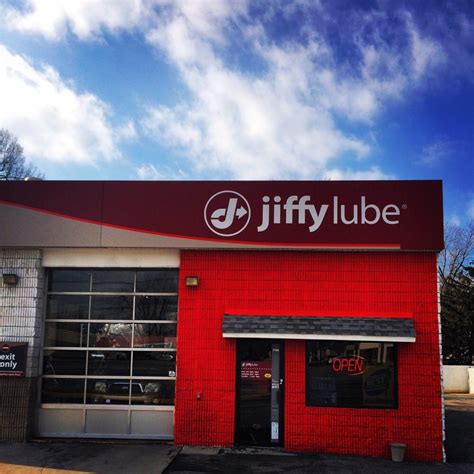 And, we vacuum the interior of your. . Jiffy lube bear me